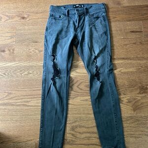 Hollister Men’s Washed Black Skinny Ripped Jeans.